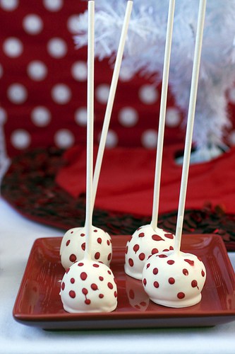 Give the Gift of Food: Red Velvet Cake Pops - Adventures in the Kitchen