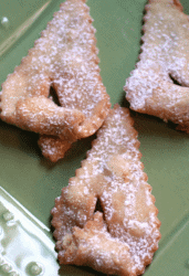 Plate of 3 fattigman cookies