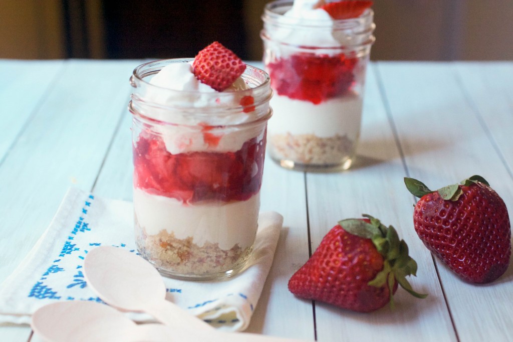 Strawberry Pretzel Salad | Adventures in the Kitchen