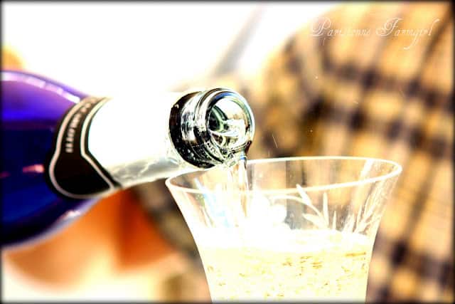 pouring the bubbly